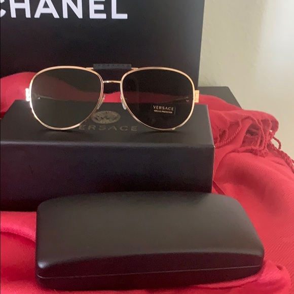 Versace Other - VERSACE MENS SUNGLASSES